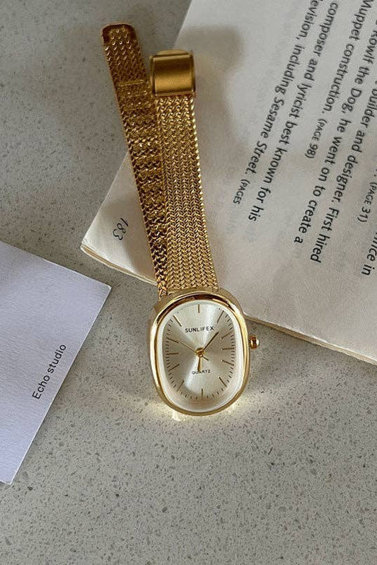 Vintage Inspired Retro Oval Watch