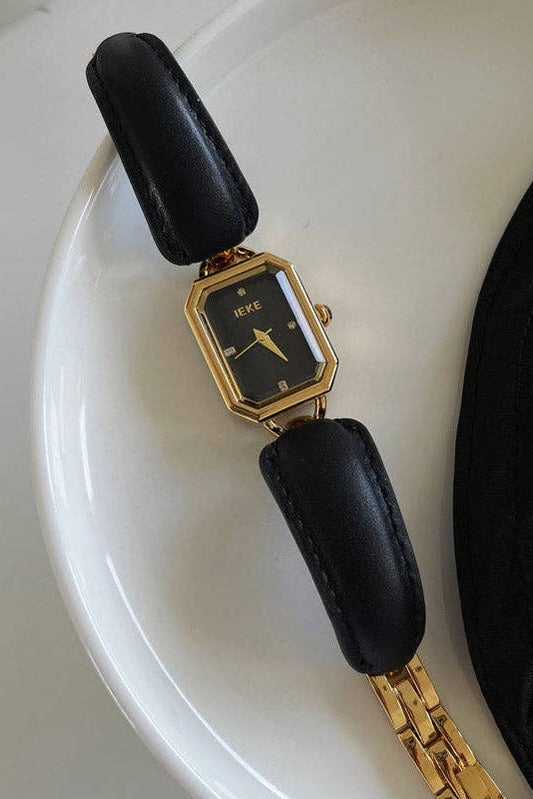 Elegant Vintage Inspired Quartz Watch with Leather Bracelet