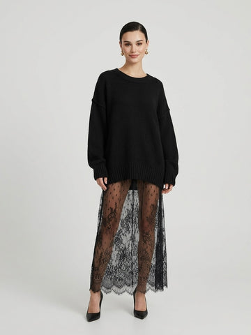 The Euro Chantilly Lace Skirt