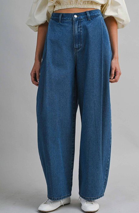 Pleated Barrel Leg Denim Trouser - Medium Wash