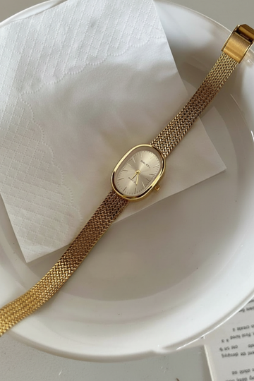 Vintage Inspired Retro Oval Watch