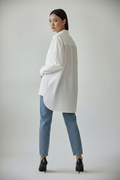 Back turned editorial