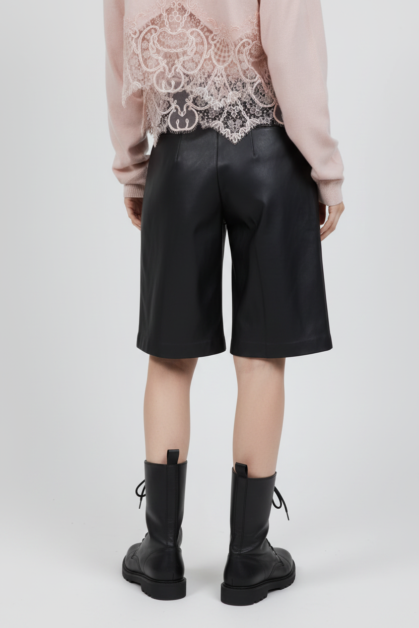 Blush Close-Up 4 – Lace hem + boots