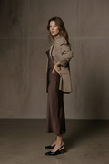 Full body front — direct gaze