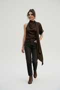Full body — smoldering look up