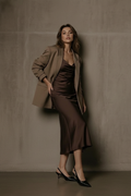 Leaning on wall — magnetic