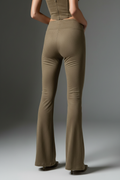 Olive Pant - Back Legs