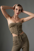 Sable Corset - Hands in Hair