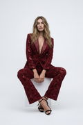 Seated, elegant