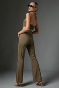 Three-quarter back, open halter tie